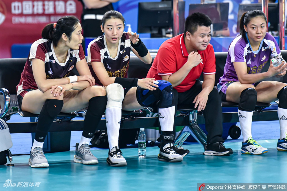 朱婷休战天津女排3-0福建