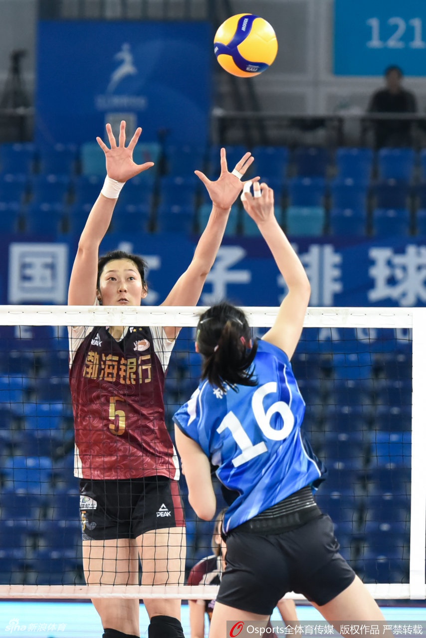 朱婷19分天津女排3-0再胜辽宁