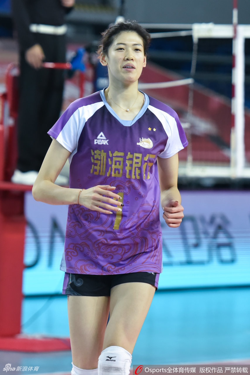 朱婷16分天津女排3-0广东