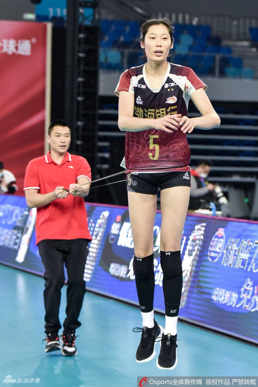 排超决赛次回合天津女排3-1江苏