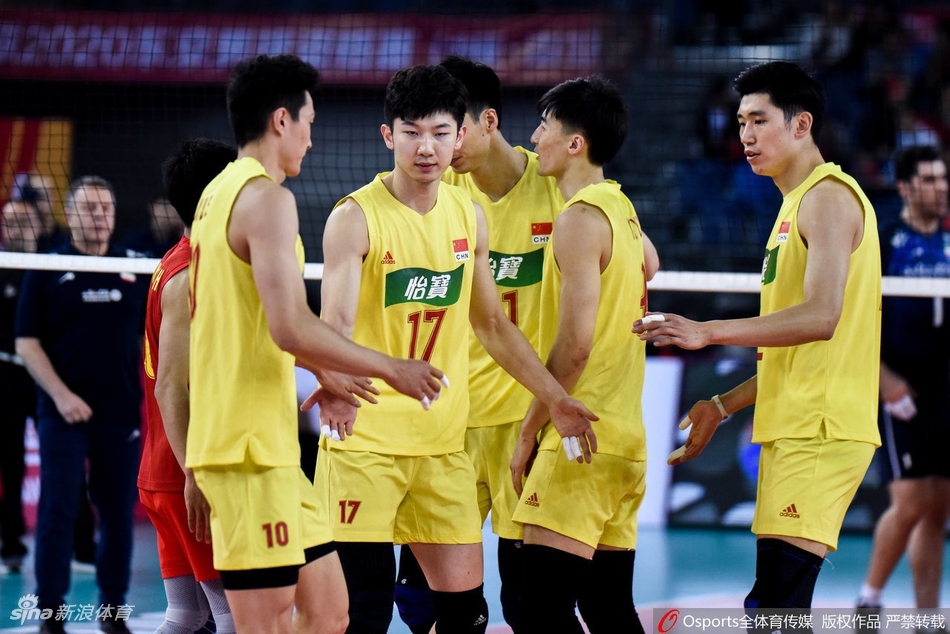 奥运资格赛中国男排0-3伊朗