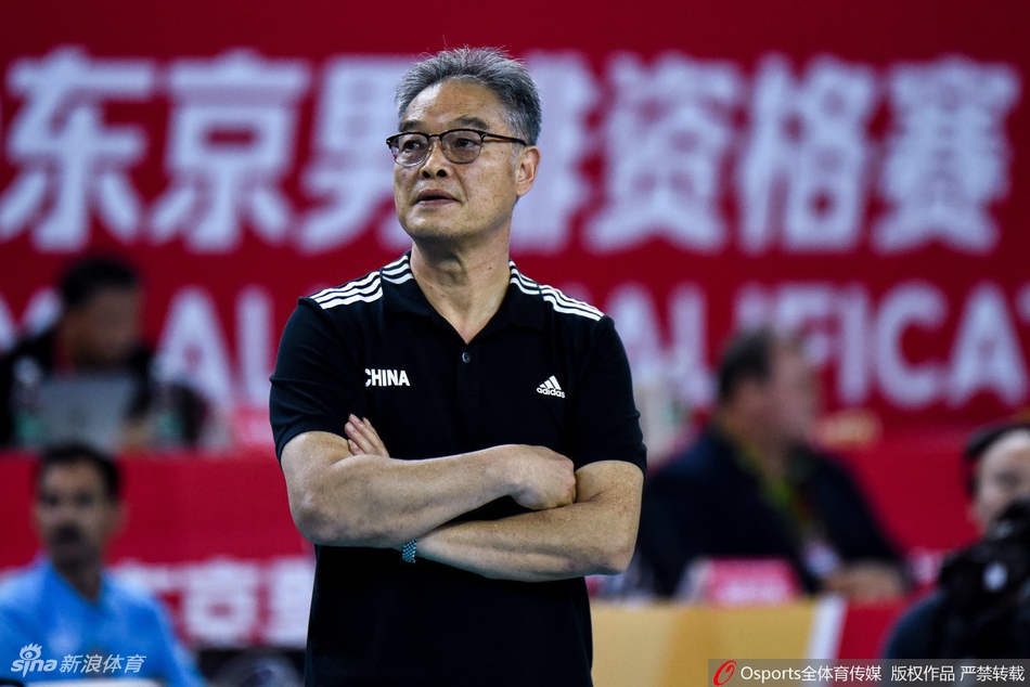 奥运资格赛中国男排0-3伊朗