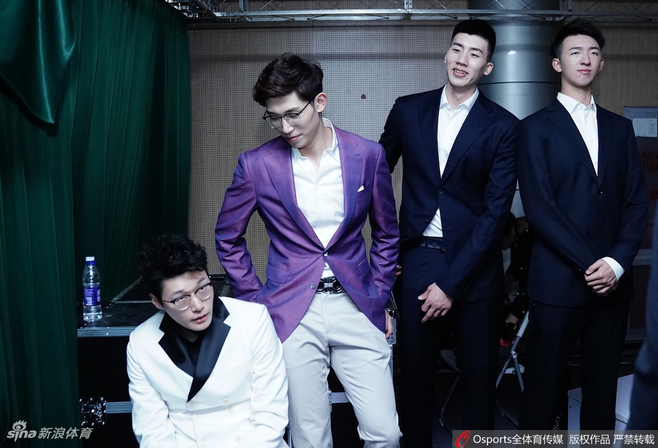 排超全明星红毯后台花絮