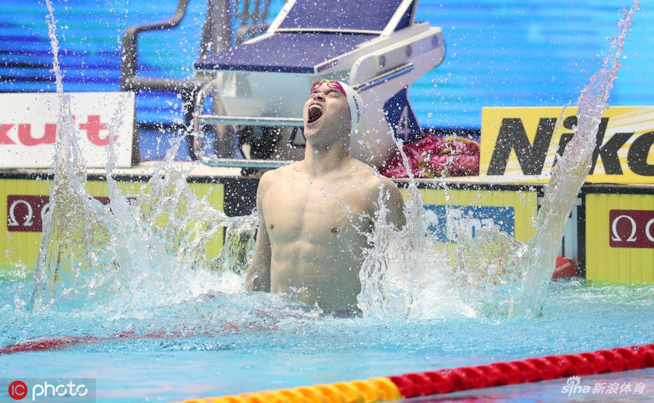世锦赛400米自由泳孙杨夺冠