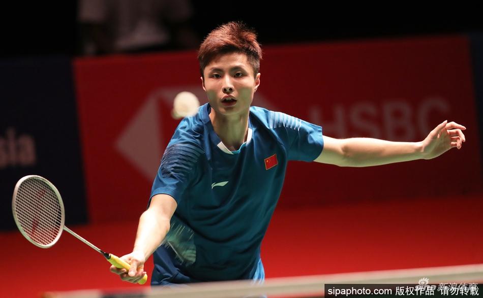 大马赛石宇奇2-1艰难晋级