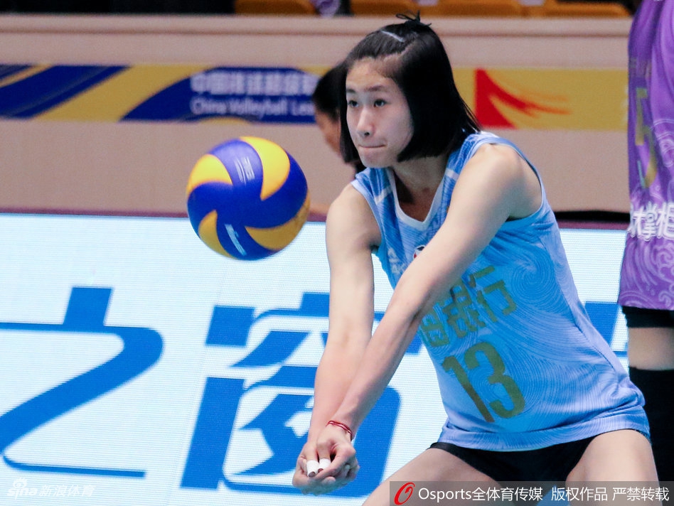 排超八强战天津女排3-0山东