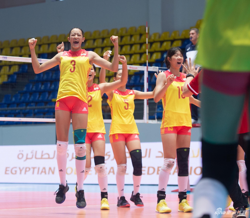 U18女排世锦赛中国3-0进四强