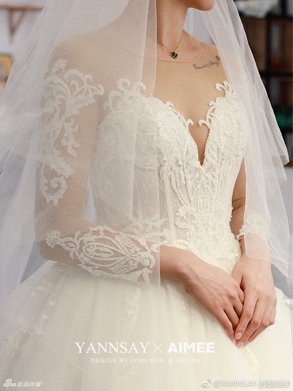 女排暴力副攻杨B菁今日大婚