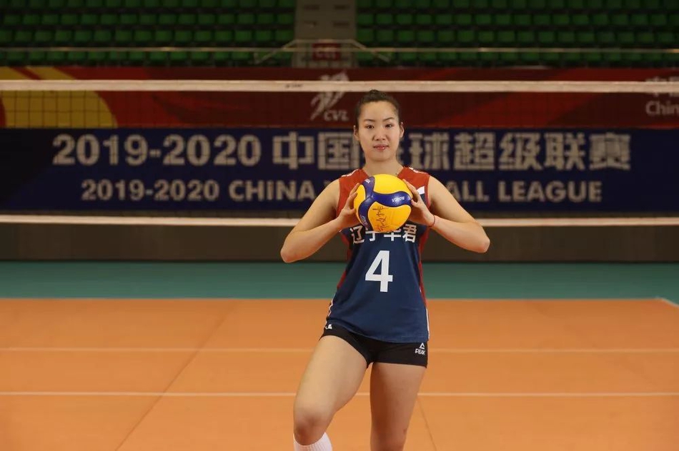 辽宁女排新赛季定妆照