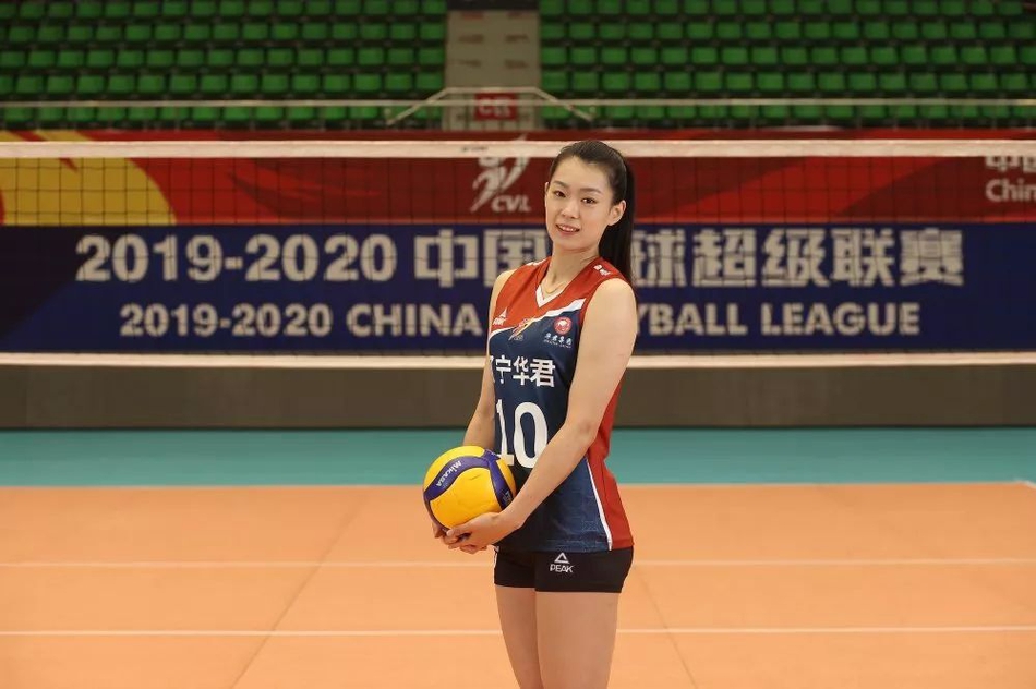 辽宁女排新赛季定妆照