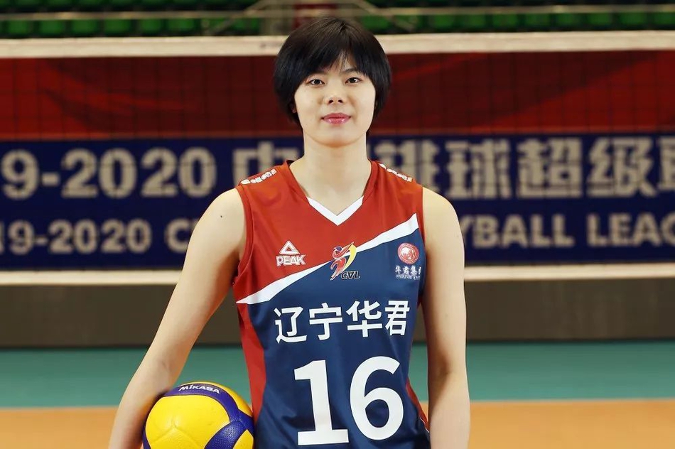 辽宁女排新赛季定妆照