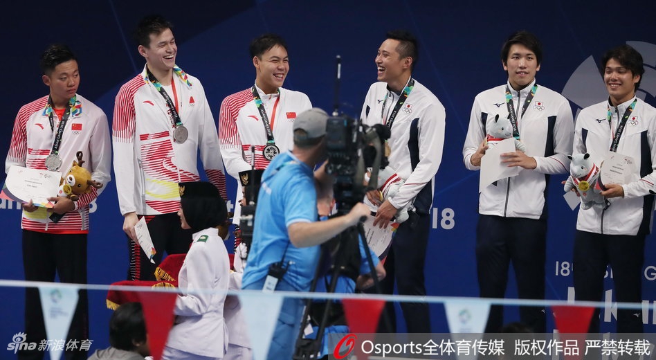 亚运男子4x100自接力中国亚军