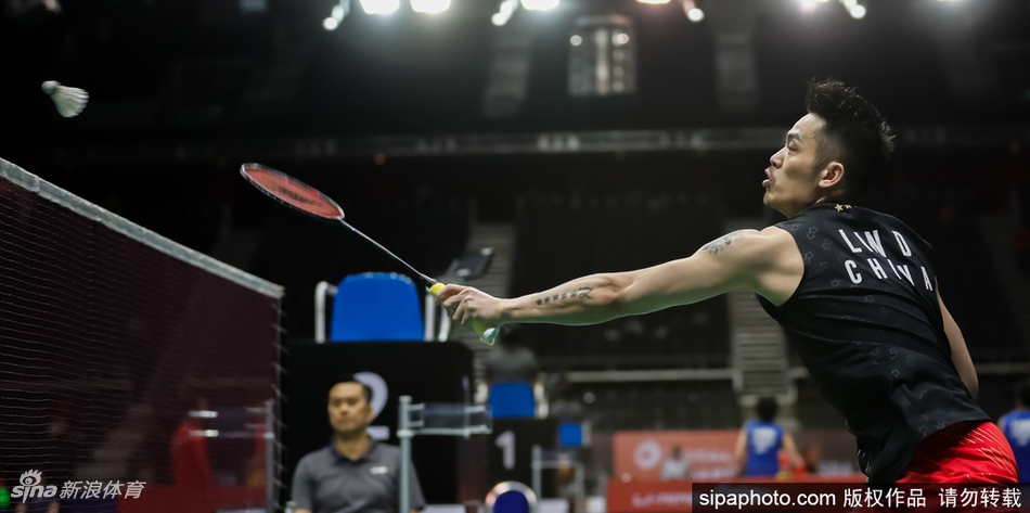 新加坡赛林丹落后时退赛