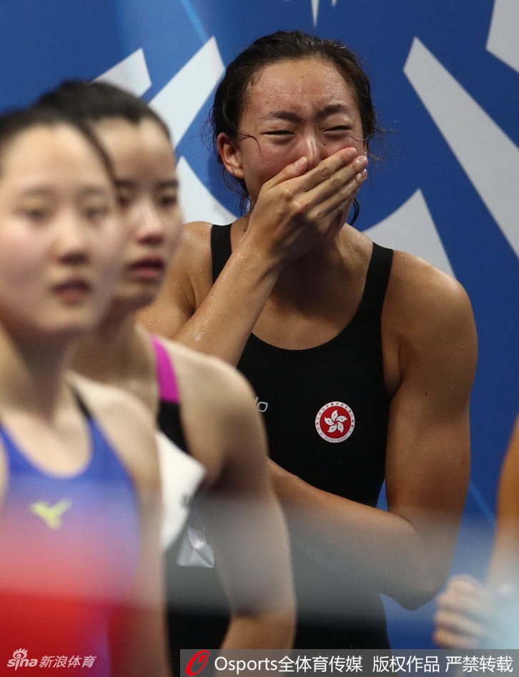 中韩犯规中国香港夺银喜极而泣