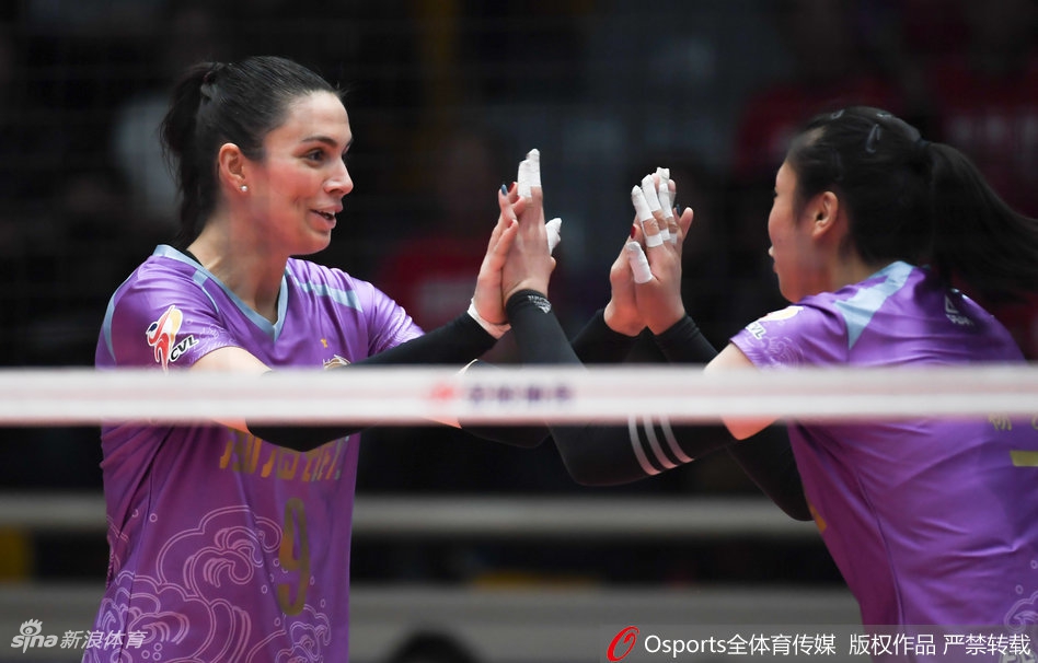 排超八强战天津女排3-0山东