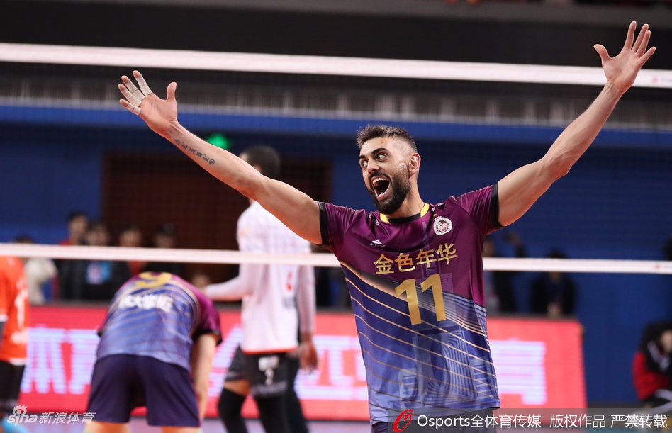 排超决赛③上海男排3-0北京