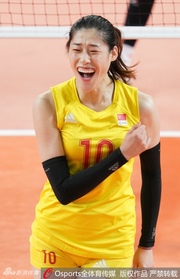 亚运女排小组赛中国3-0韩国