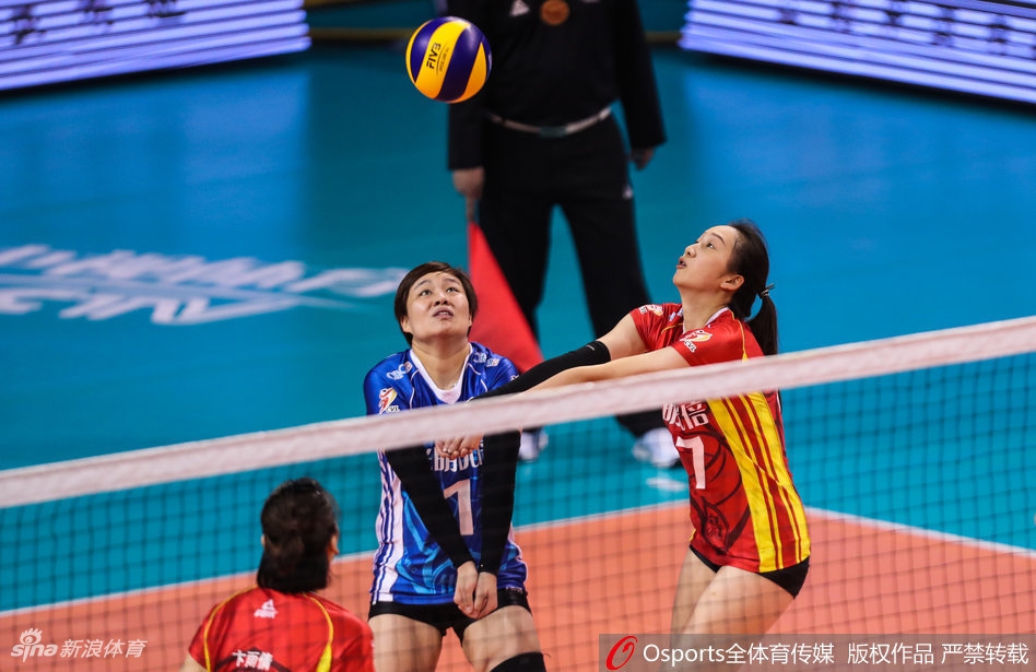 三四名决赛上海女排3-0江苏