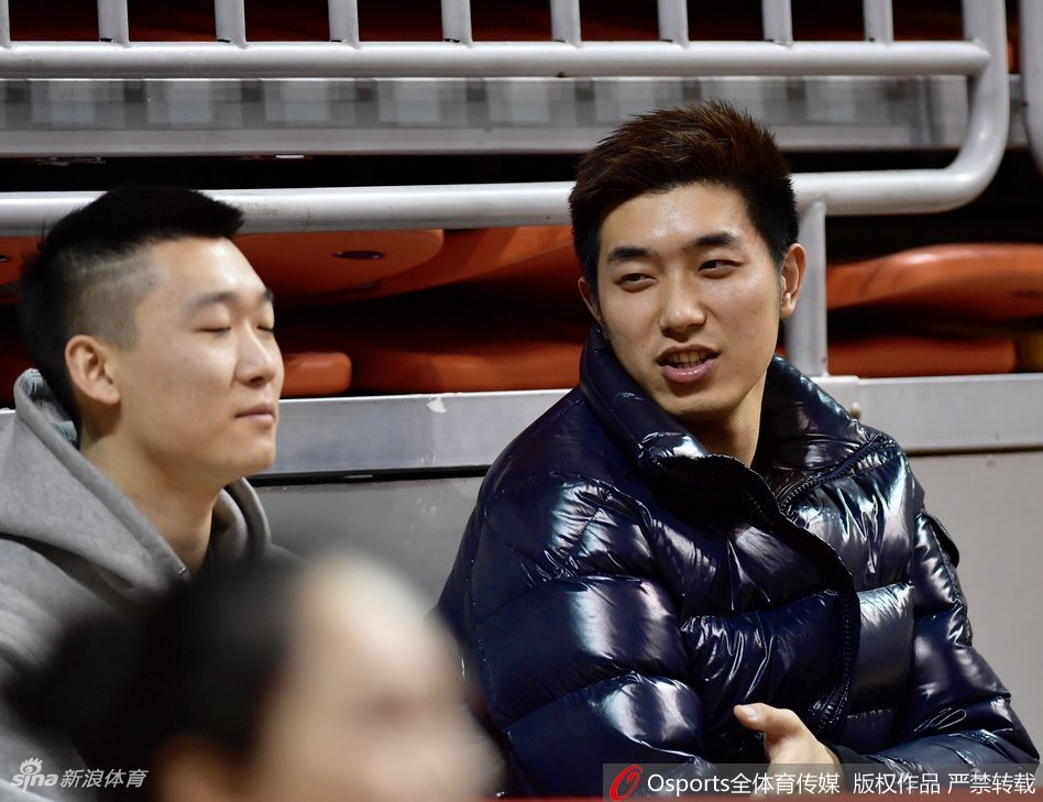 江苏vs天津 张常宁未婚夫观战