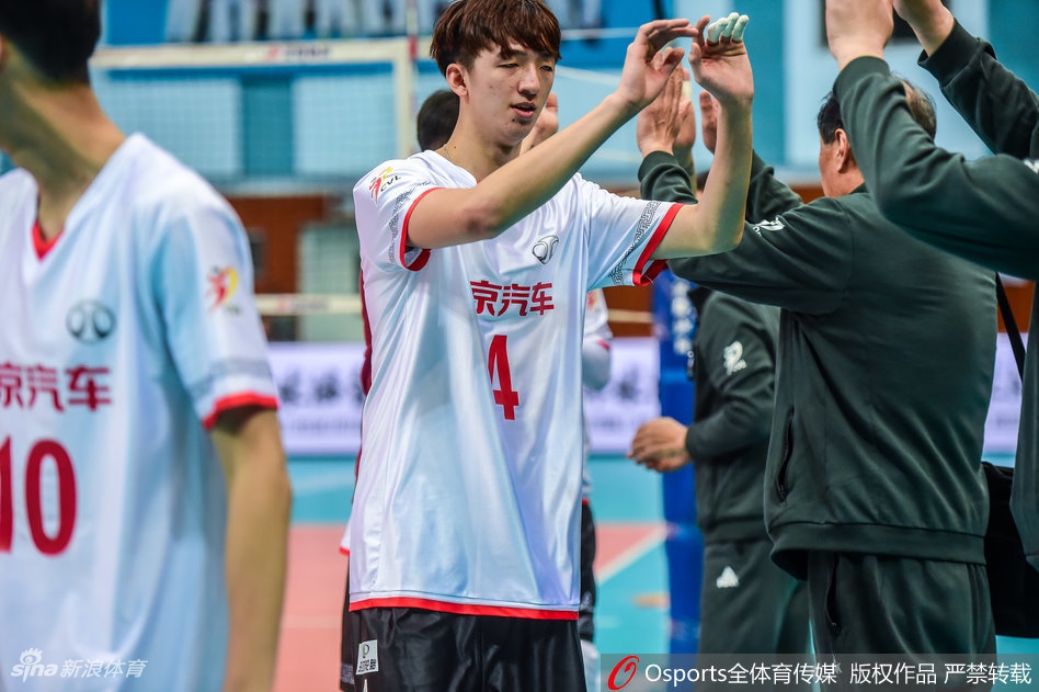 排超北京男排3-0八一男排