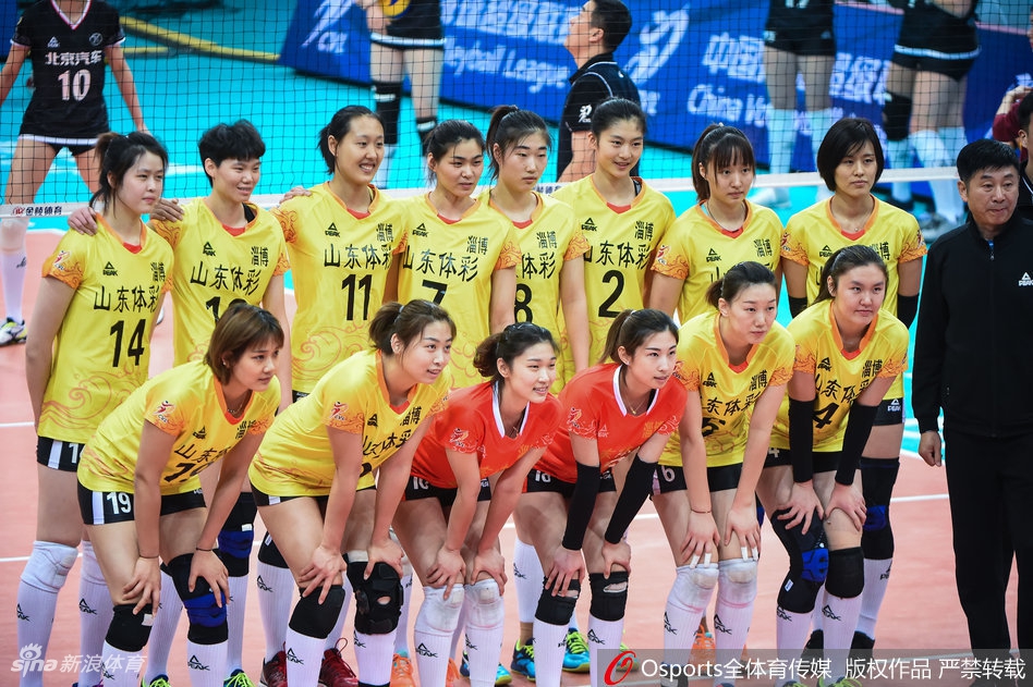 排超八强战北京女排3-2山东