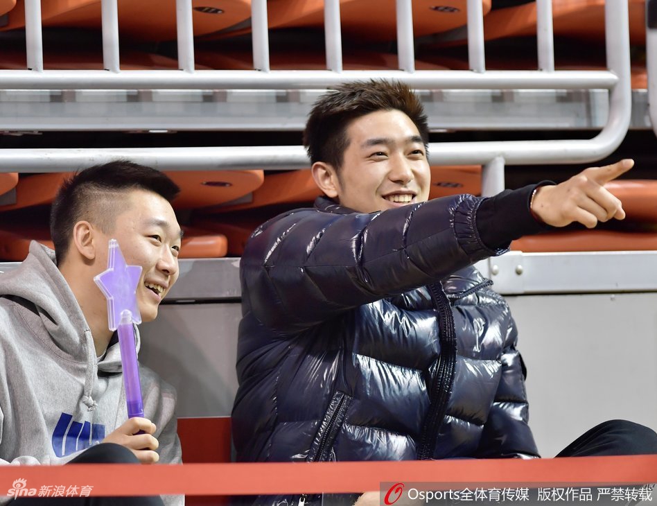 江苏vs天津 张常宁未婚夫观战