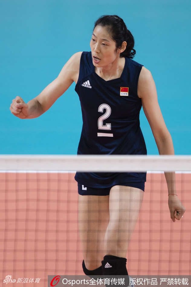 亚运女排小组赛中国3-0中国台北