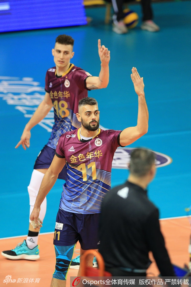 排超决赛②上海男排3-2北京