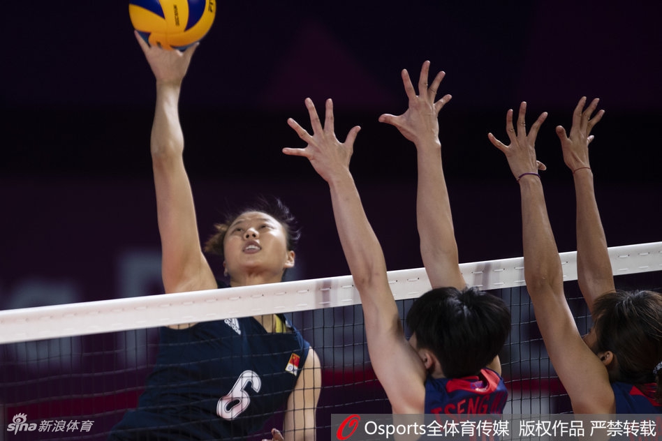 亚运女排小组赛中国3-0中国台北