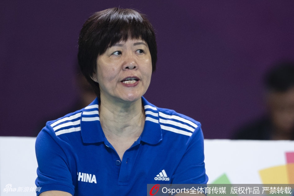 亚运女排小组赛中国3-0中国台北