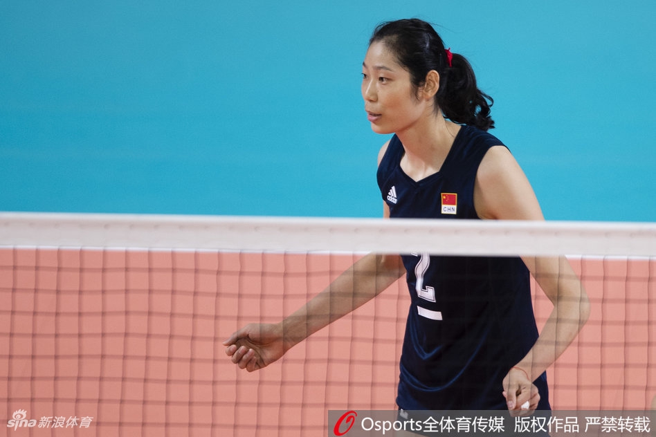 亚运女排小组赛中国3-0中国台北