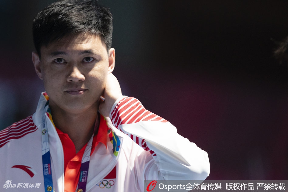 中国落败王海滨、仲满难掩失落