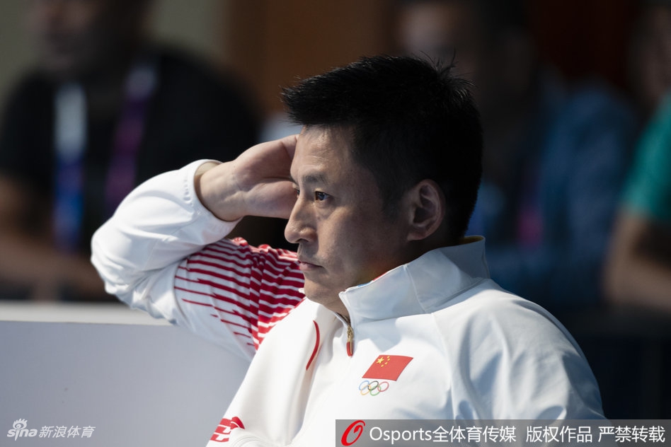 中国落败王海滨、仲满难掩失落