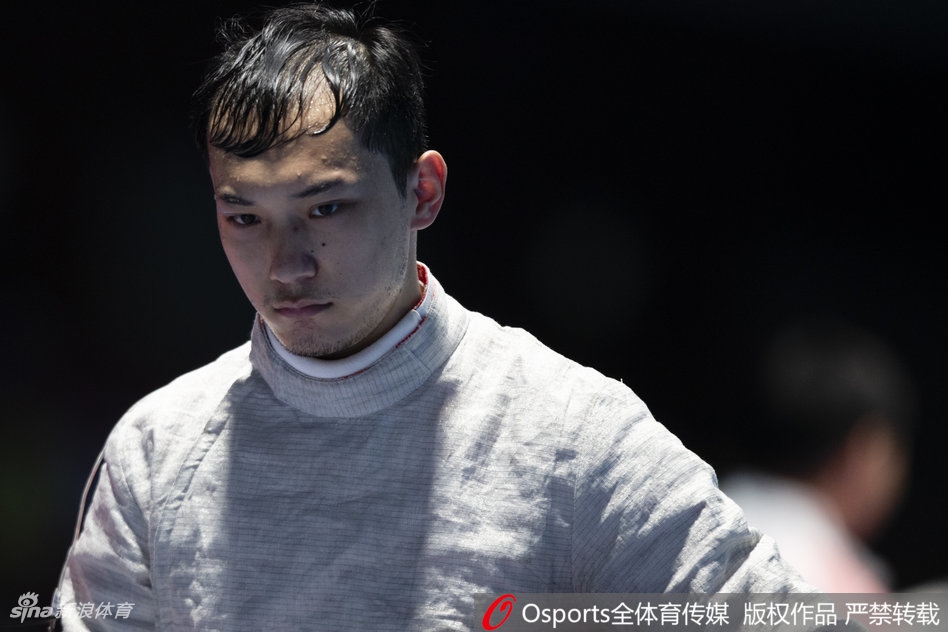 中国落败王海滨、仲满难掩失落