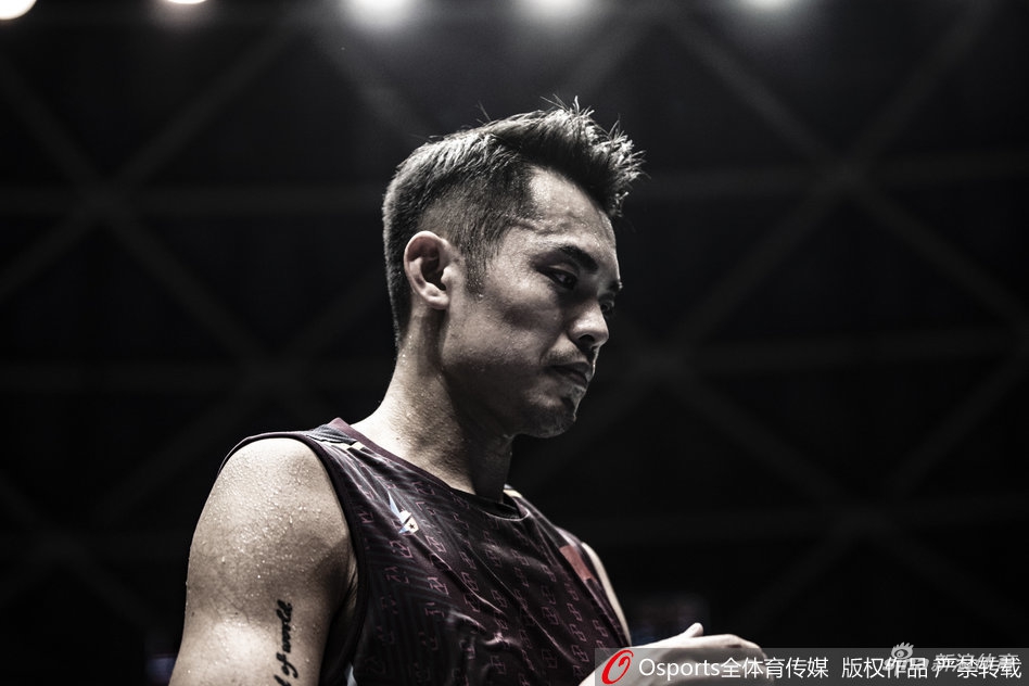 中羽赛首轮林丹1-2金廷