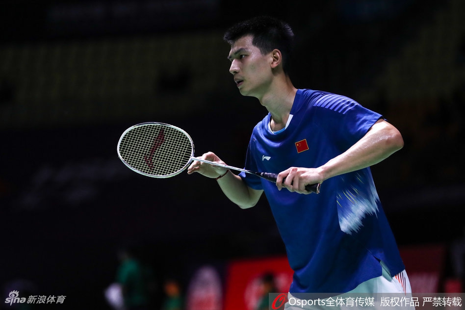 福州赛首轮石宇奇2：0赵俊鹏