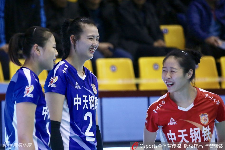 8强战次轮山东女排3-1江苏女排