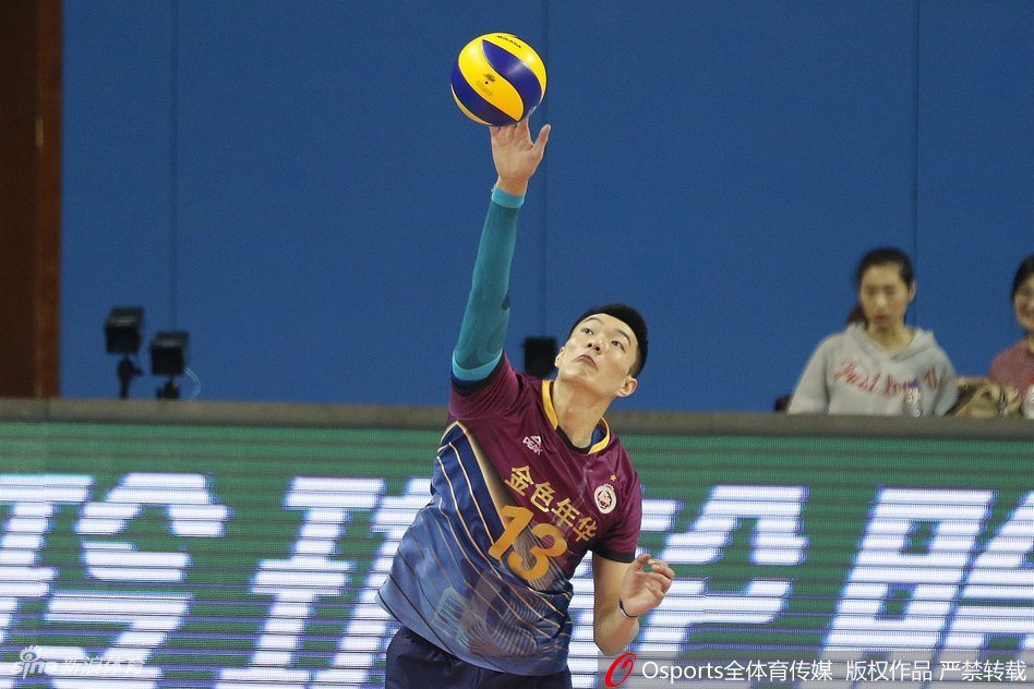 排超上海男排3:1胜江苏男排
