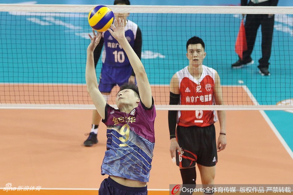 排超上海男排3:1胜江苏男排