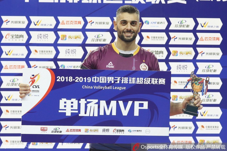 排超上海男排3:1胜江苏男排