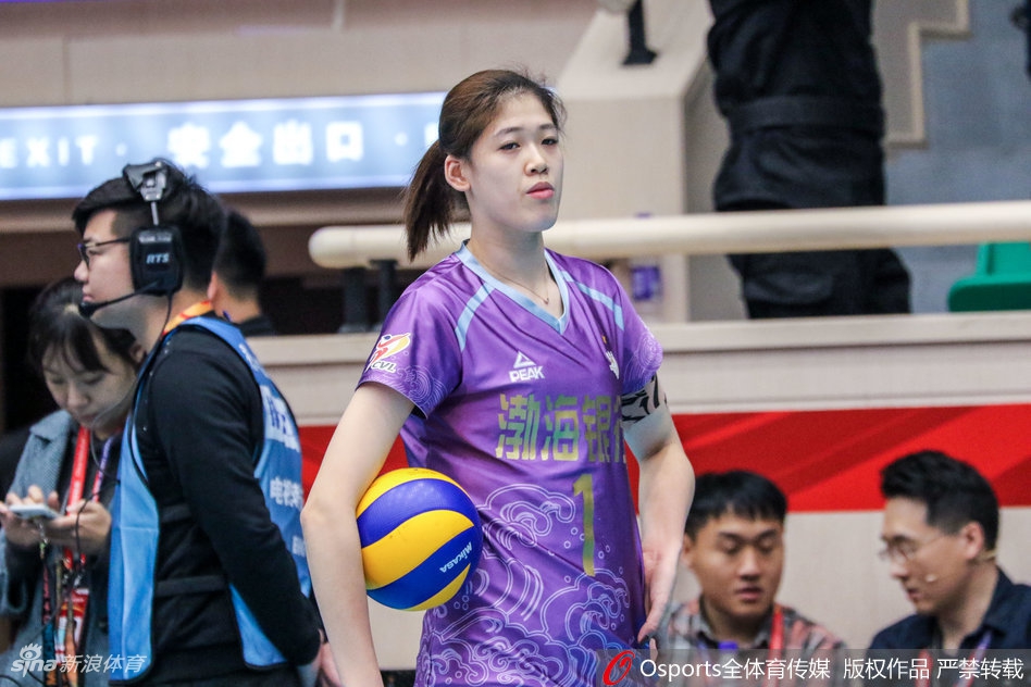 排超八强战天津女排3-0山东