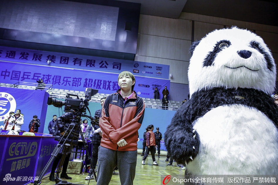 乒超全场唱生日歌为朱雨玲庆生