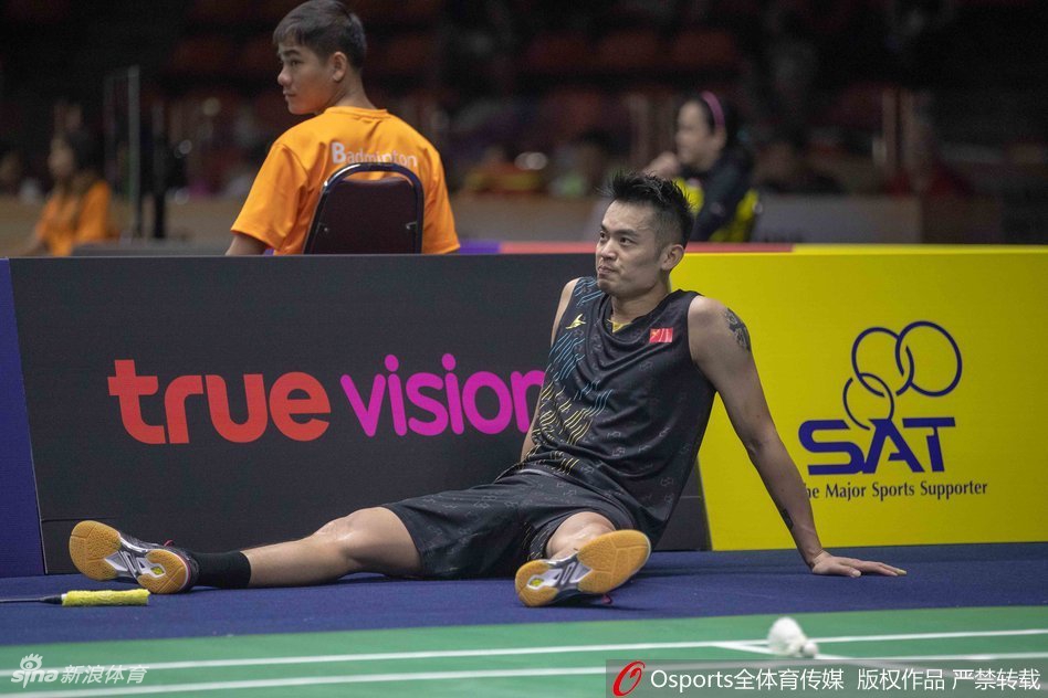 泰国羽球赛林丹2-1进八强