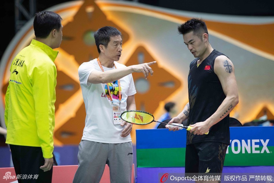 泰国羽球赛林丹2-1进八强