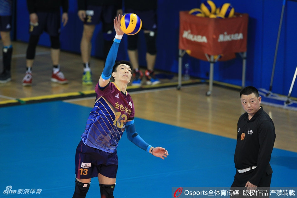排超决赛②上海男排3-2北京