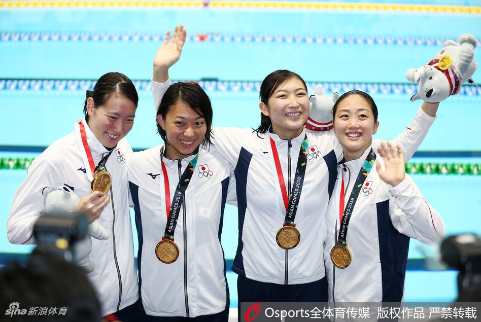 中韩犯规中国香港夺银喜极而泣