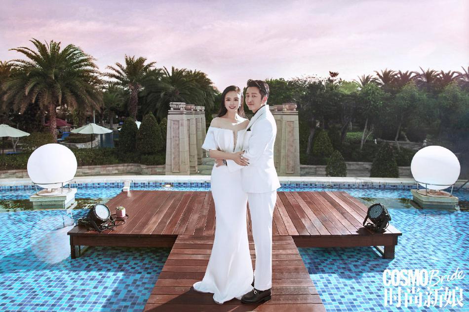 邹市明和妻子最新时尚大片