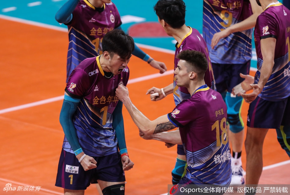 排超决赛③上海男排3-0北京