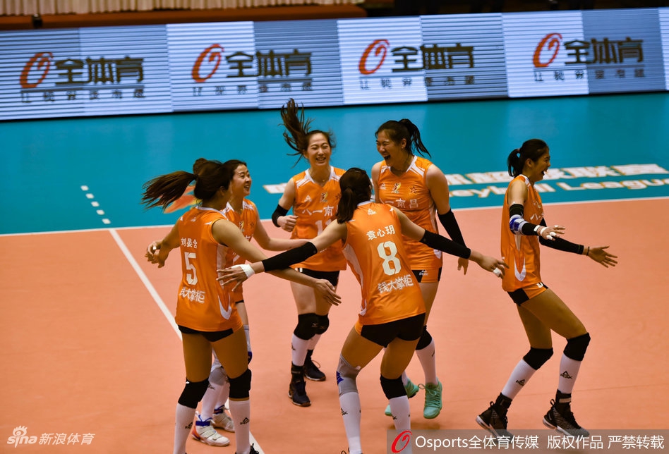 排超精英赛八一女排3-2山东
