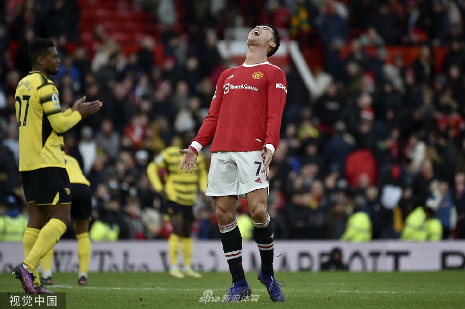 [英超]曼联主场0-0沃特福德 C罗中柱+进球无效